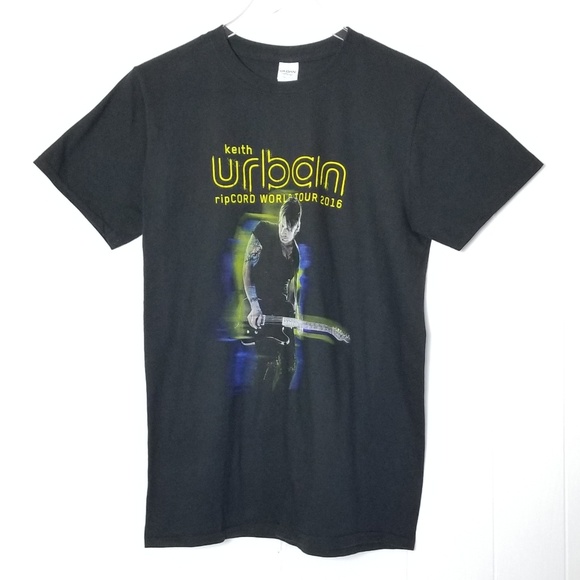 Gildan Tops - KEITH URBAN Ripcord World Tour 2016 Concert Graphic T-shirt Size M Country Music